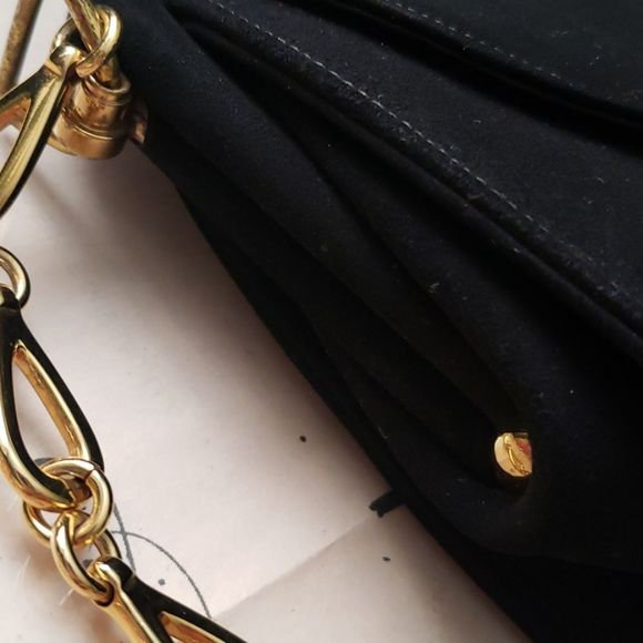vintage velvet finish chain handbag - Picture 6 of 12